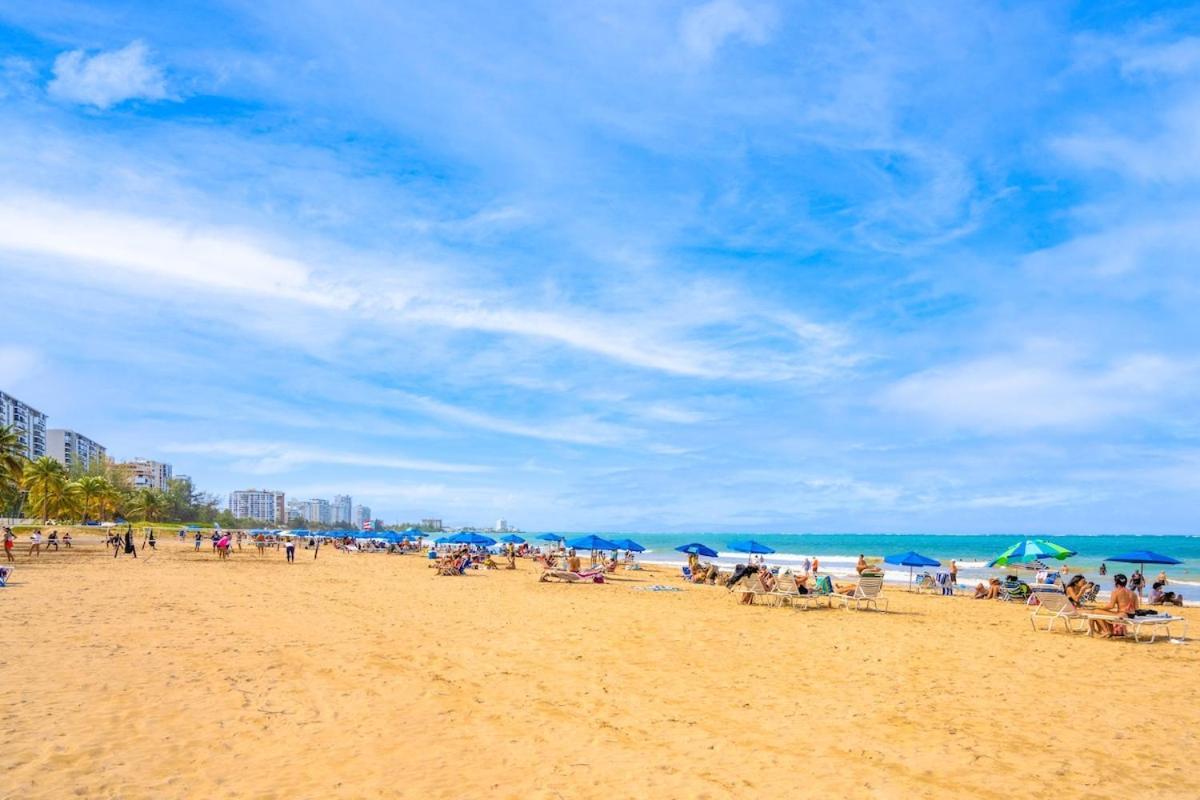 Sunset Paradise Cozy Beachfront Escape - Isla Verde San Juan Extérieur photo
